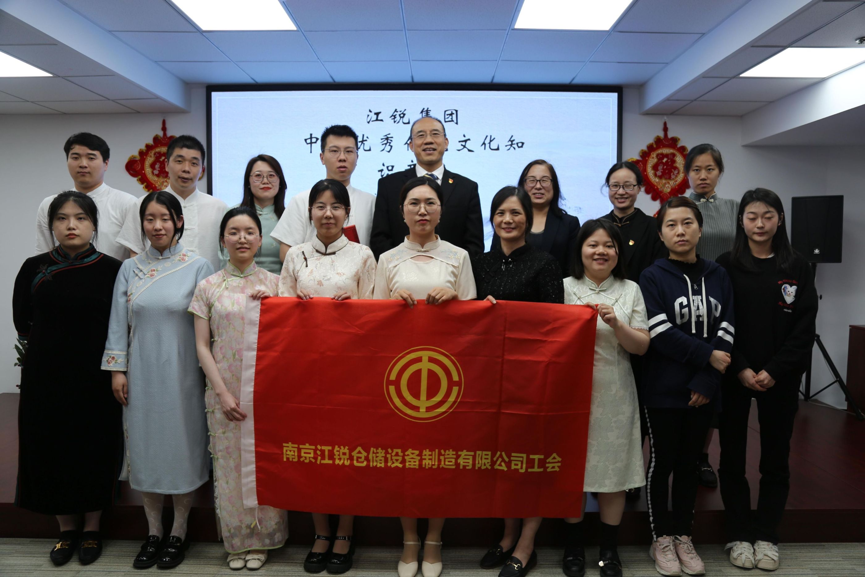 ae5452194c1484ceab33a8b18ce61f69