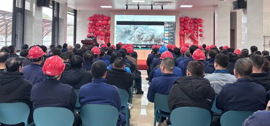 43a4fadc28d74ffe3de77b37e3737157